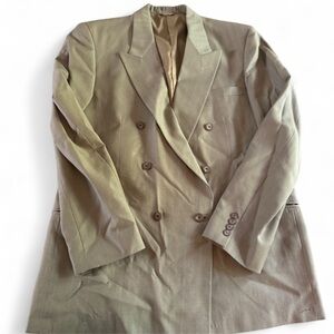 Oleg Cassini Tan Classic Suit with Peaked Lapels